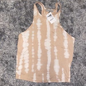 tie dye tank top beige and white